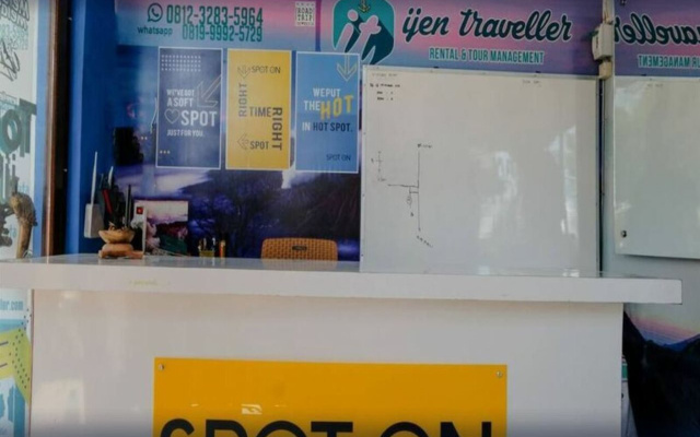 Ijen Traveller Homestay by ZUZU