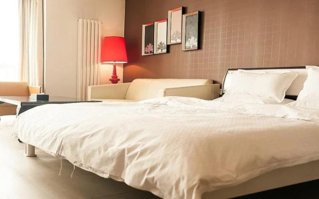 G+ Hotel