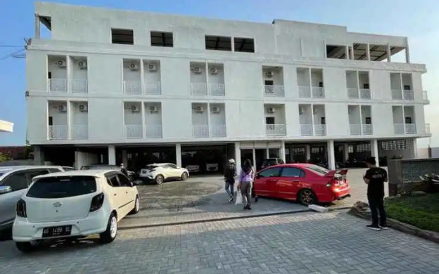 OYO 90191 Gufron Hotel