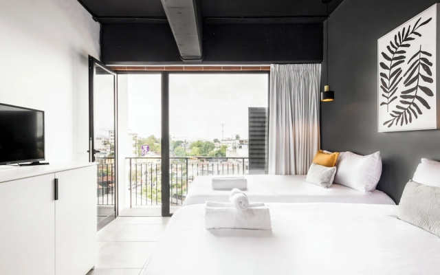SILK-408 Convenient Apartment in Zone 4
