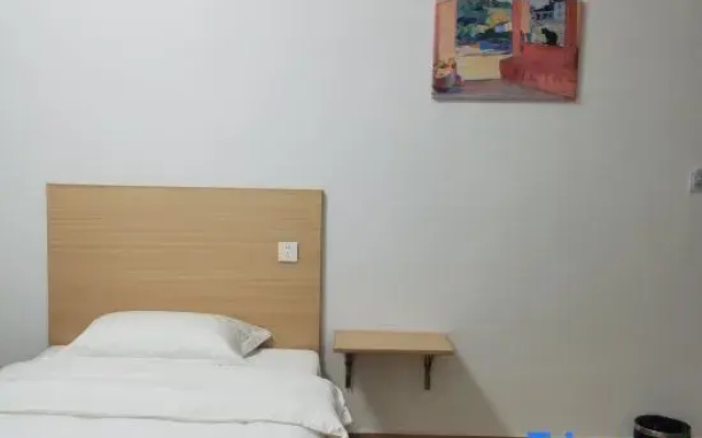 Qingfeng Xiaoyuan Homestay (Zhuzhou Fantawild Resort Branch)