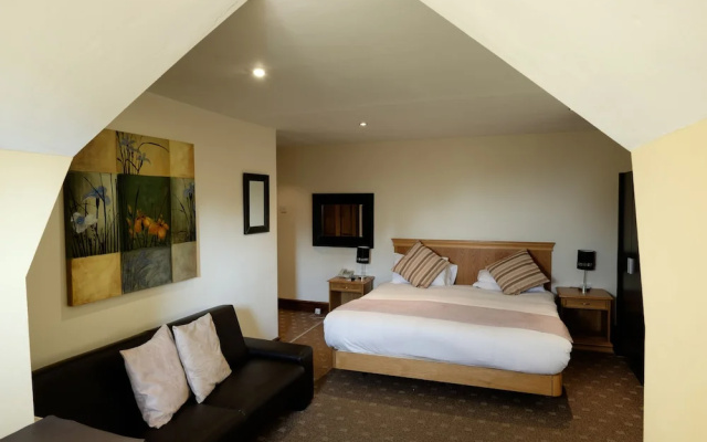 The Cathedral Hotel