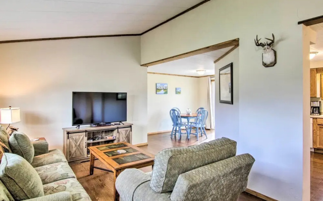 Montana's Emigrant Peaks Getaway: Apt w/ Amenities