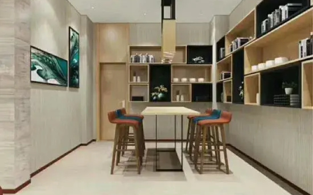 AiFei Hotel (Shanghai Chongming Bao Town Zhong Road)
