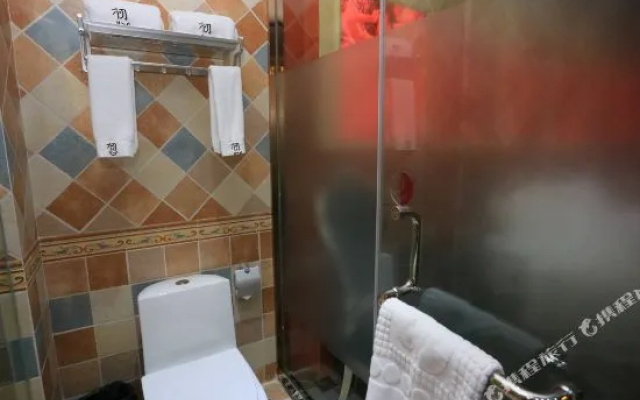 Chuxin Style Hotel(重庆初心风情酒店)