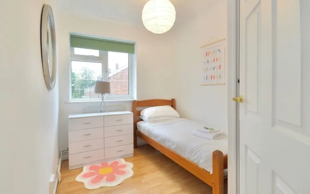 Greenwich Retreat - 4bed Home