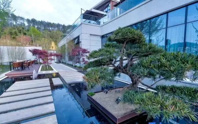 Youfeng Laiyi Hotel