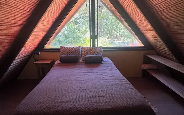 Cabuya Lodge