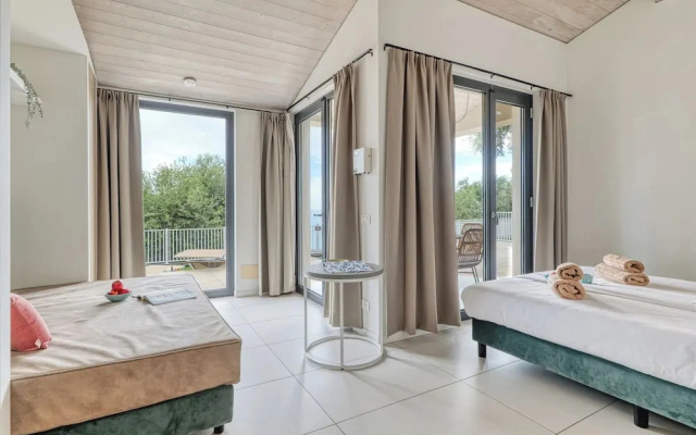Holiday Resort Balzi Rossi
