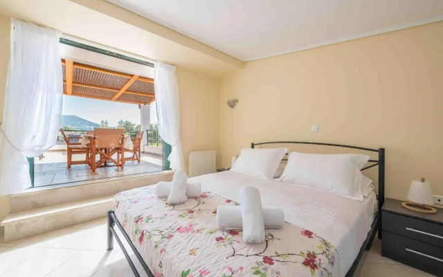 Saronis seaview 2bdr residence 500m from the beach