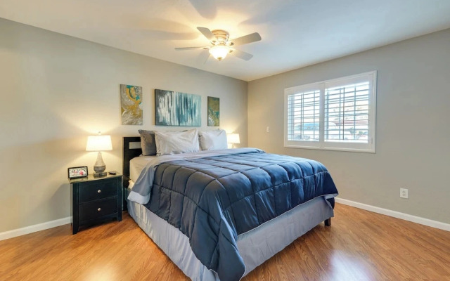 Patio & Pool Access: Modern Oasis 5 Mi to Asu!