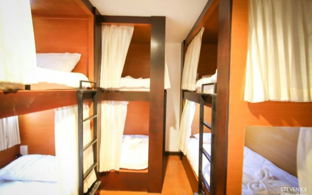 OneNightZleep Hostel
