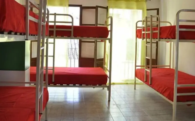 El Josemari Youth Hostel