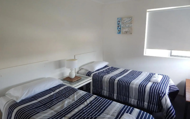 Tranquil Shores Holiday Apartments