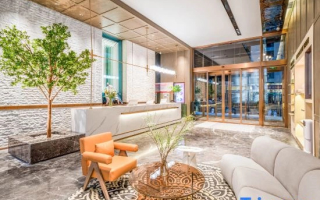 Lhasa Dunzhu Financial City Liuwu Wanda Plaza Atour Hotel