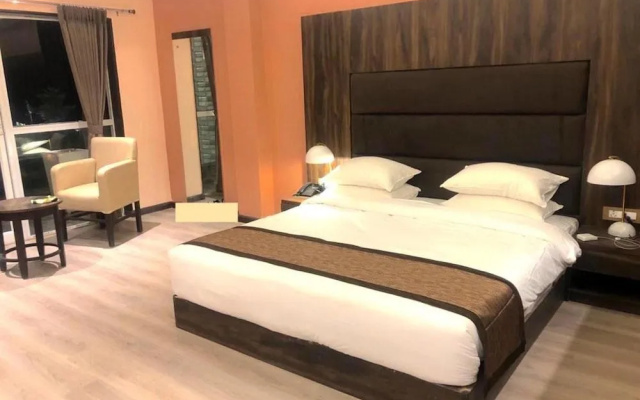 Jewel Kongchen Retreat & Spa