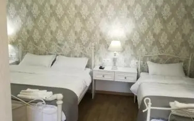 OC Apartments Metekhi