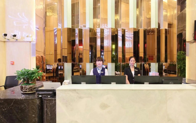 Days Suites Guangzhou South Railway Station