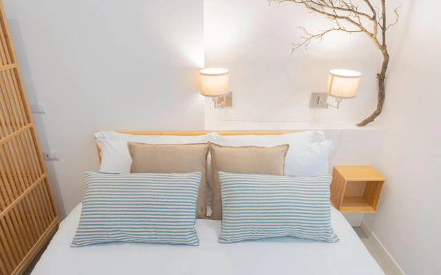 Enchanted Como Lake - Tremezzo Apartments by Rent all Como