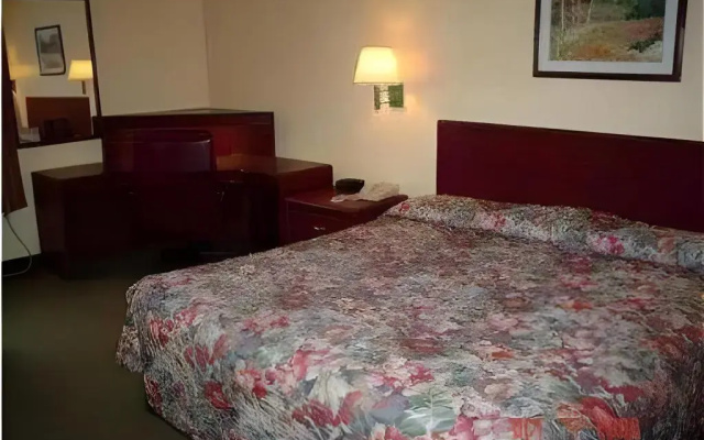 Country Hearth Inn