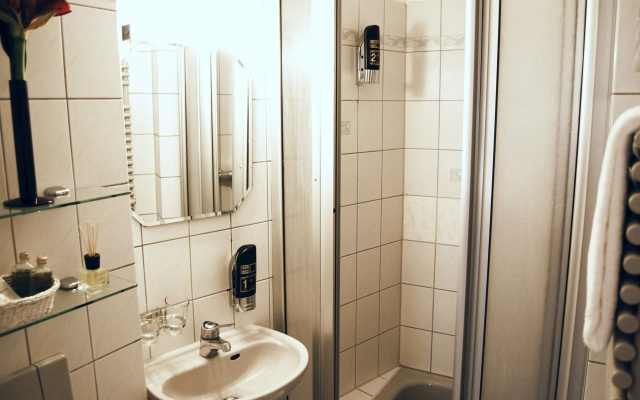 SMARTY Cologne Dom Hotel - Boardinghouse