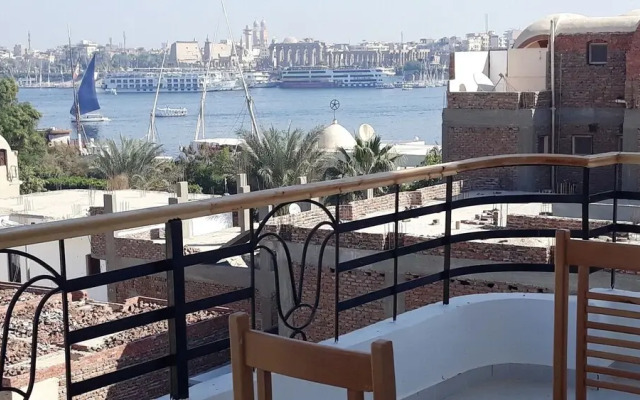 New Modern Flats