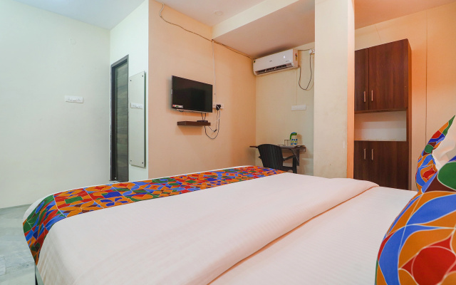 Fabhotel Lotus Park