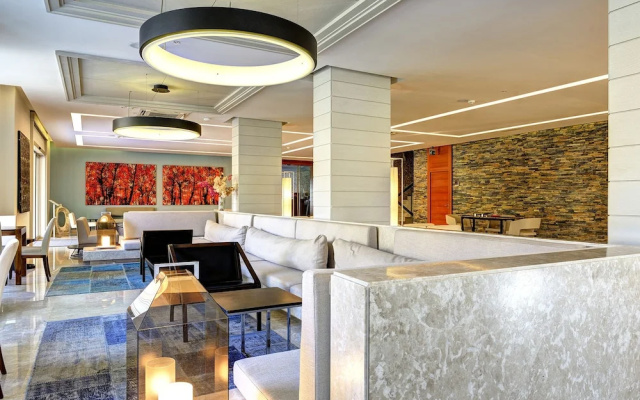 Sundance Residences & Suites