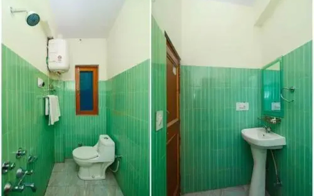 Hotel Cedar View By OYO Rooms
