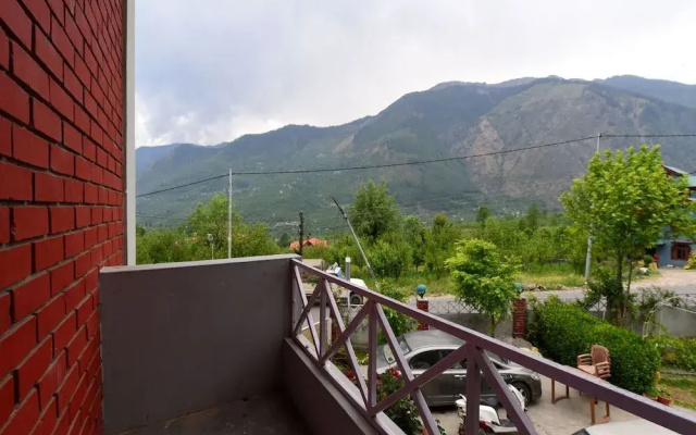 OYO 13849 Manali Meadows
