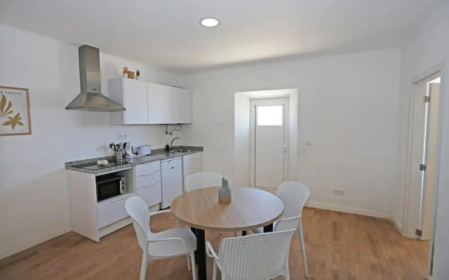 X 01 - 2 Bed Apartment in Quinta da Ponte