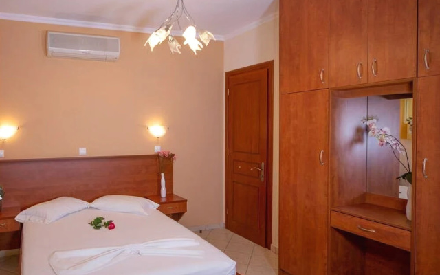 Studio Near The Beach With Jacuzzi - Bbq