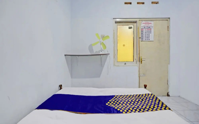 OYO Life 92921 Omaya Kost Syariah