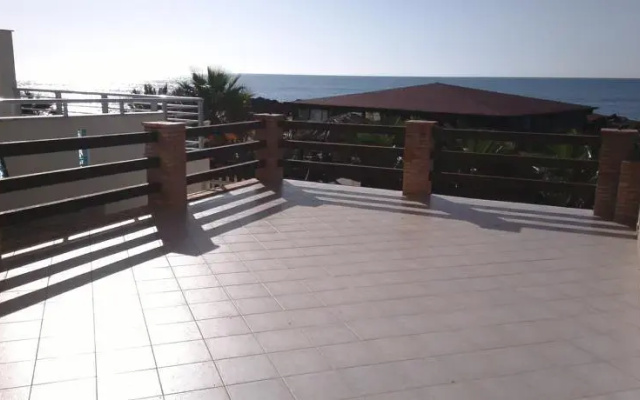 Casa Mediterraneo