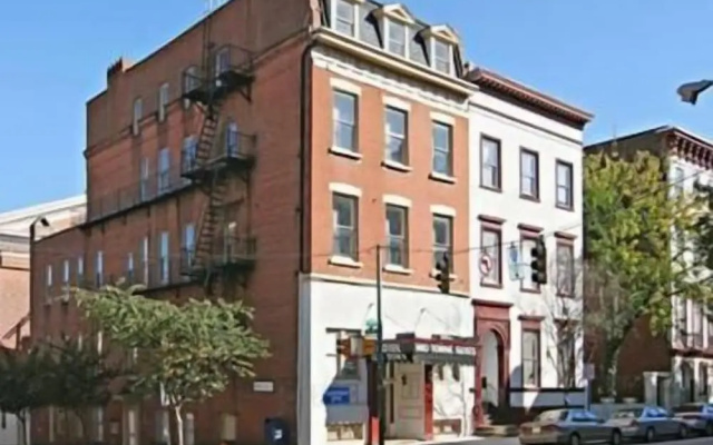 Rodeway Inn Mid Town