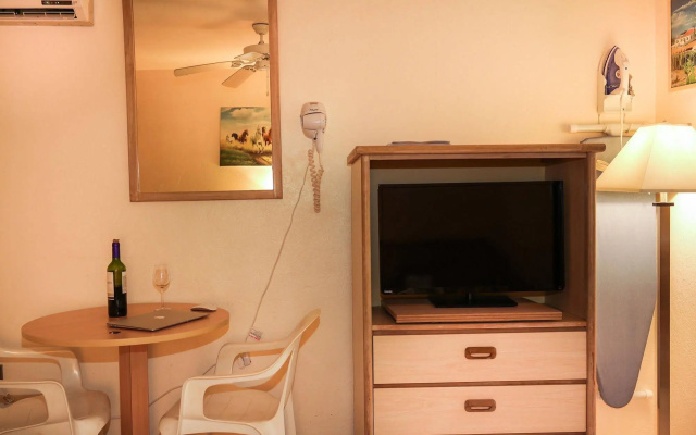 Sasaki Apartments