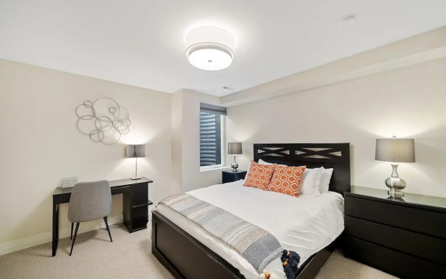 Townhome near RiNo with Rooftop Patio