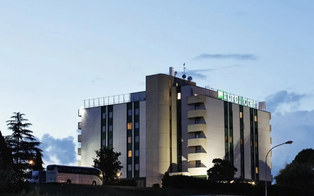 Отель EuroHotel Roma Nord вид на фасад