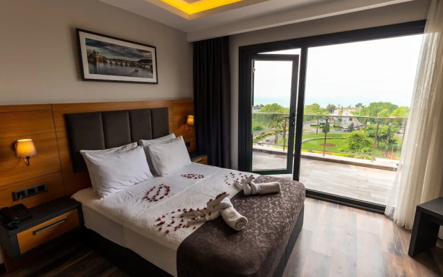 Emay Otel