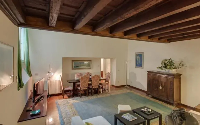 Signoria Apartments