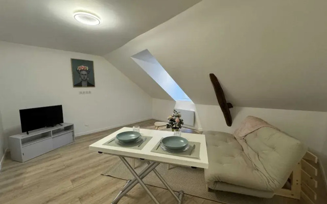 Modern Comfort in the Heart of Le Mans