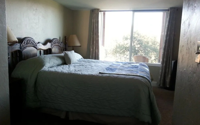 Yosemite Sierra View Bed & Breakfast