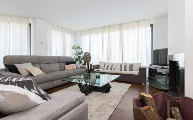 El Soto de Sojuela Luxury Chalet, Golf&Bosque