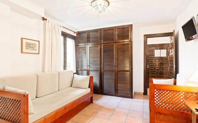 City Apartment near Alhambra
