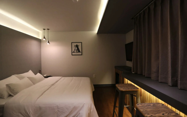 Hotel Bridge