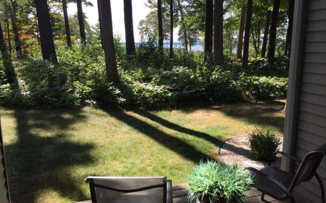 Grand Traverse Bay Waterfront Condo 5680