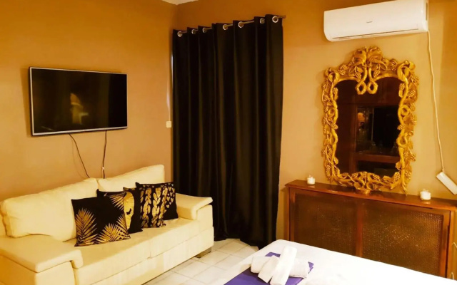 Kouro's private room!