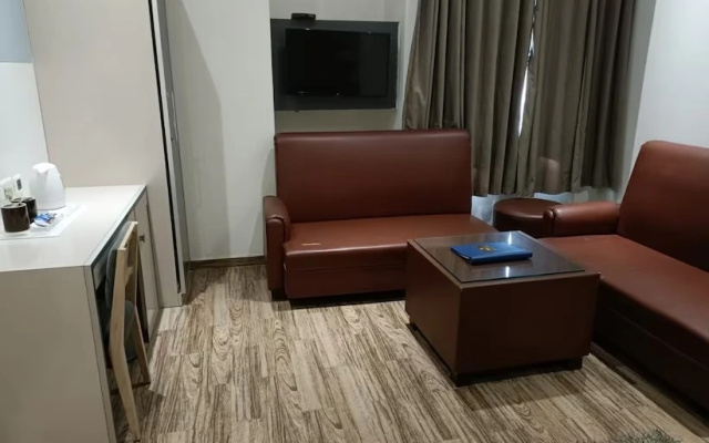 Amaya Hotel