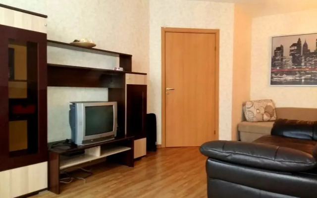 Metro Parnas Apartments