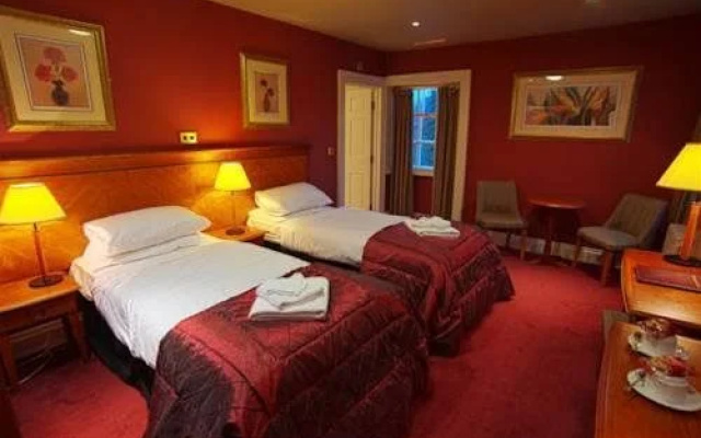 Harewood Arms Hotel